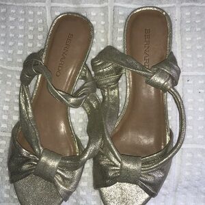 Bernardo Women's Metallic Gold Mules